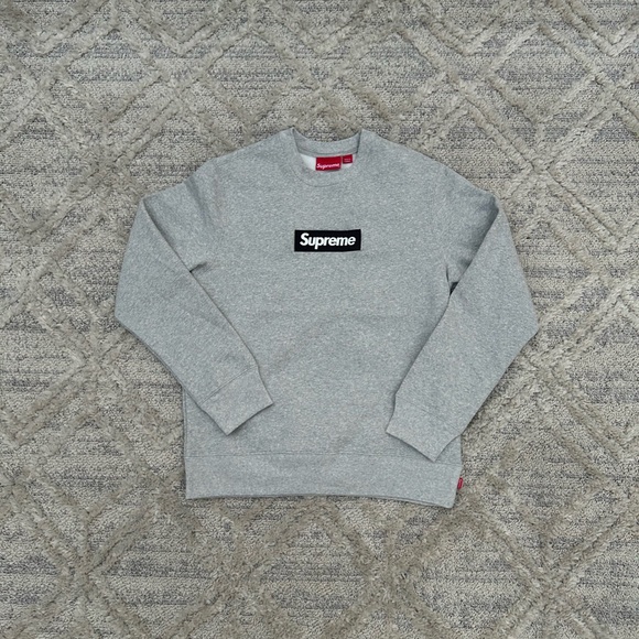 Supreme Heather Gray Crewneck Sweater - Picture 1 of 1